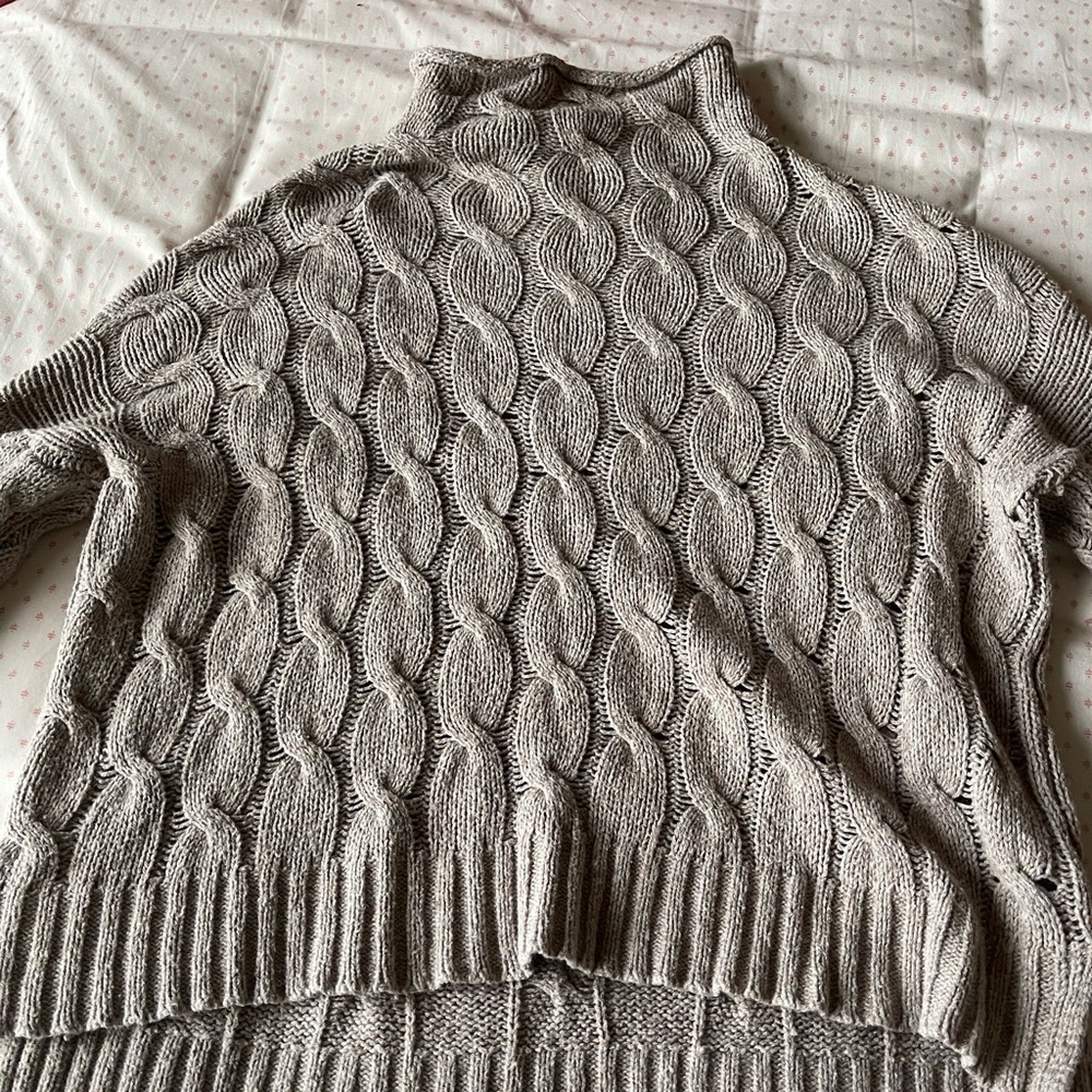 Aerie sweater
